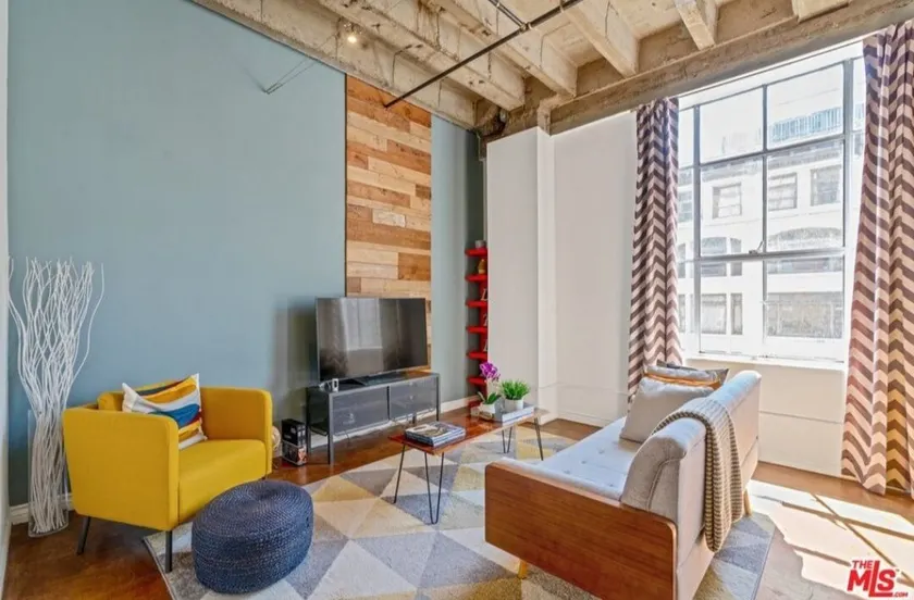 Lovely 1 bedroom downtown loft with full kitchen - Image 1
