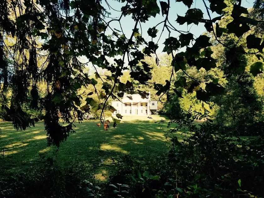 A Step Back in Time - 1901 Estate Guest Cottage - Image 1
