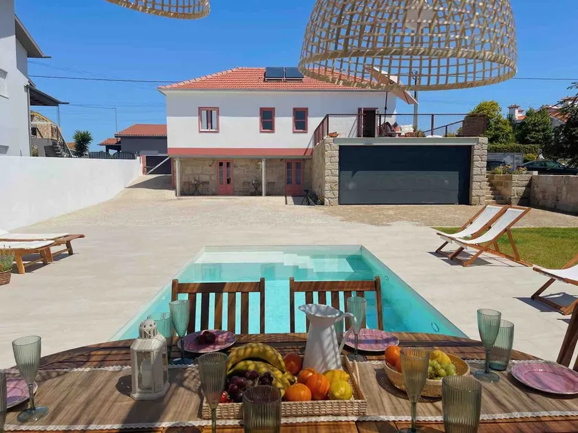 Porto-Braga Family Country House (Private Pool) - Image 1