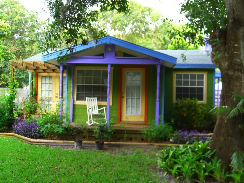 Sarasota Apartment - Image 1