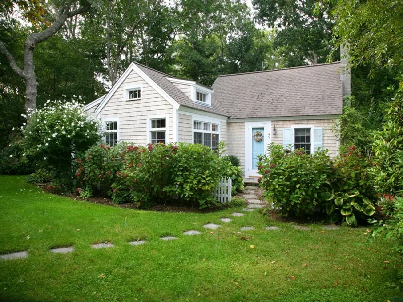 Charming cottage near Osterville Village and Dowses beach RPMS094 - Image 1