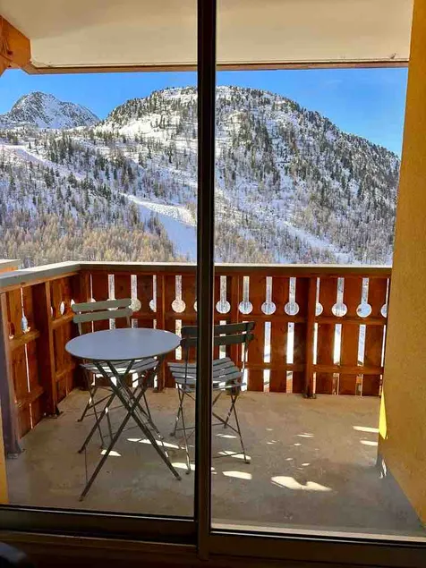 Superb apartment with incredible views, parking - Image 1