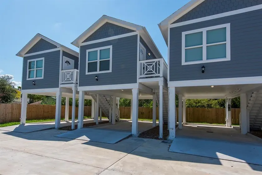 Charming cabin with full kitchen! Unit 2/6 - Image 1