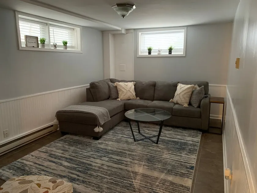 Quiet cozy apartment, private laundry, great spot! - Image 1