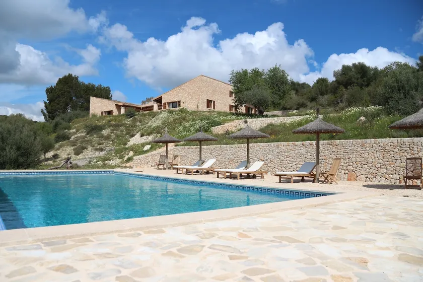 Son Pages Sea View Fincas with Pool & Air Conditioning - Image 1