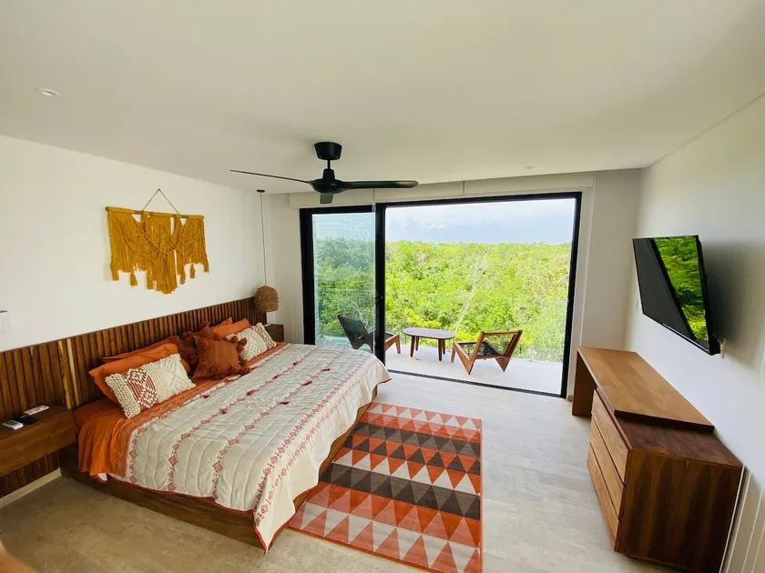 Fabulous Penthouse with Jungle Views and a Private Pool - 10 mins from the Beach - Image 1