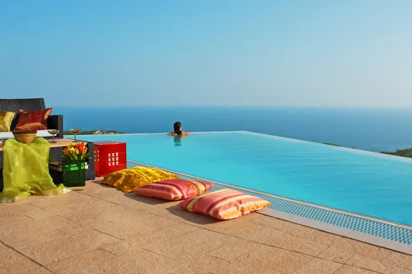 Villa Anais with Infinity-Pool Lloret de Mar - Image 1