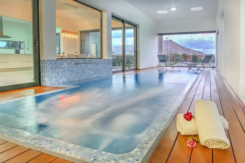 La Oliva Luxury House - Image 1