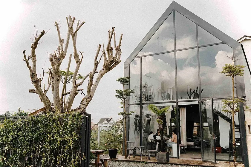 Tinghouse hideaway - Image 1