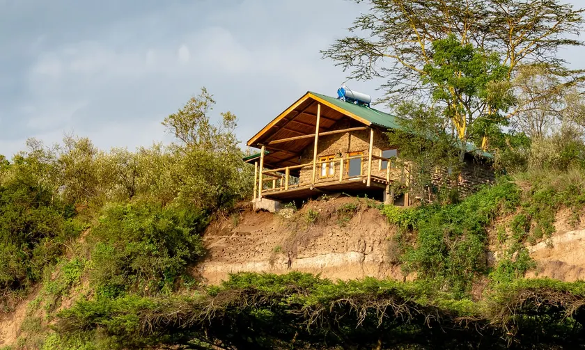 Honeymoon Hut - Image 1