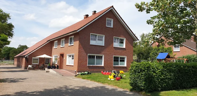 Dream vacation home in Leer, ** **, 85 sqm on the upper floor - Image 1