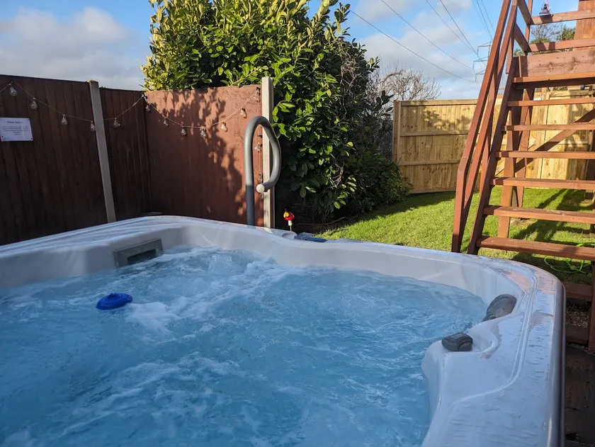 Viewpoint (with private Hot Tub) near Deal, kent - Image 1