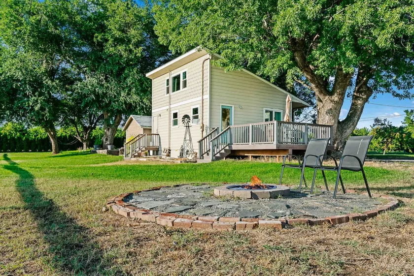 Pet-friendly House surrounded by Cherry Orchards - Image 1