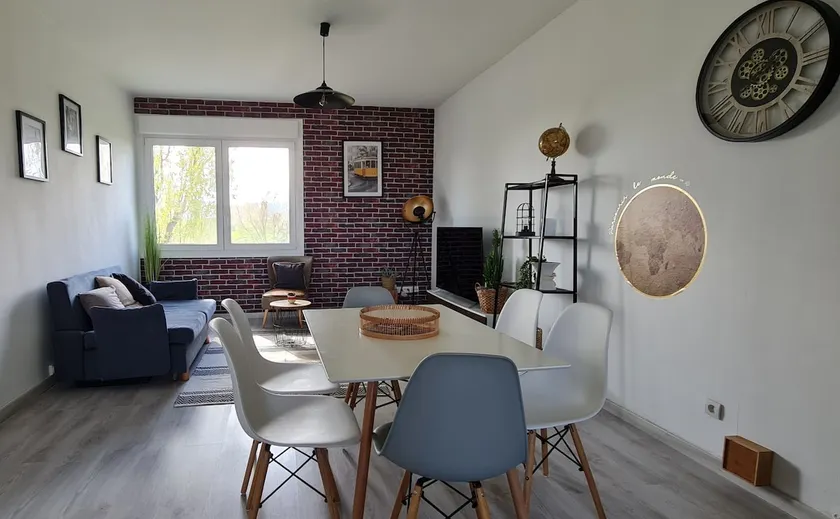 Centrally located apartment - Image 1