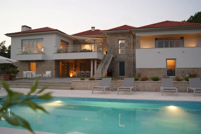 Authentic and luxurious stay in peace - Image 1