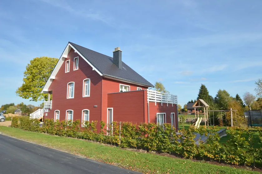 Charming Fens Family Home - Image 1