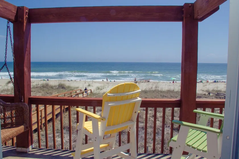 Ocean Breeze, Beautiful Ocean Front Townhome - Image 1