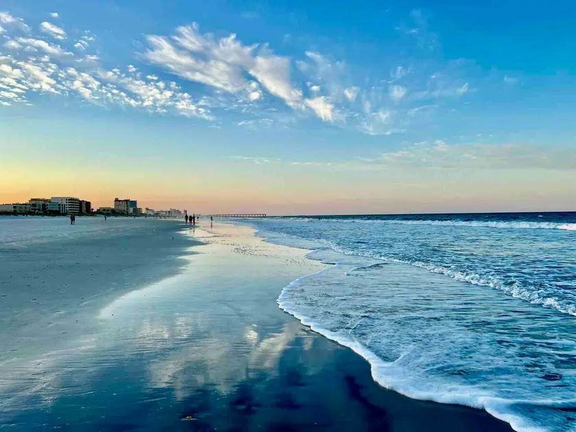 1bd/1bth beach home 1 min to beach/ pet friendlyC - Image 1