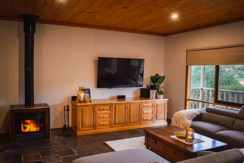 Wifi, 86in TV, Pet Friendly, ”Shaw Thing Lodge”: - Image 1