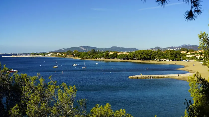 L'Oliveraie a La Londe Les Maures - Image 1