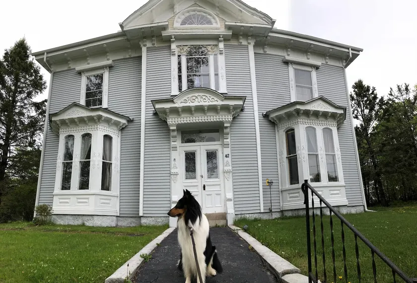 Captain Jacob's Victorian Residence Apt # 2 - Image 1