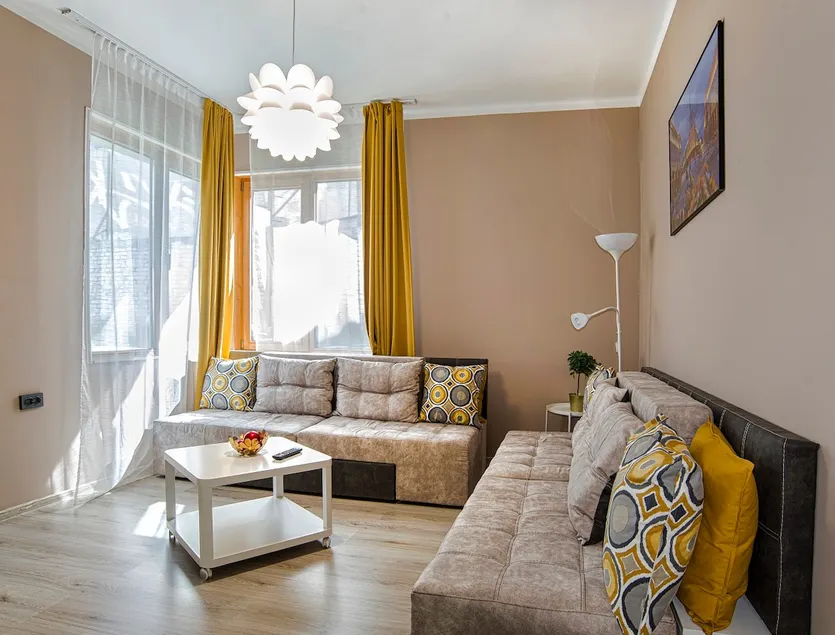 Ancient Serdica 2BDR Family Friendly City Retreat - Image 1