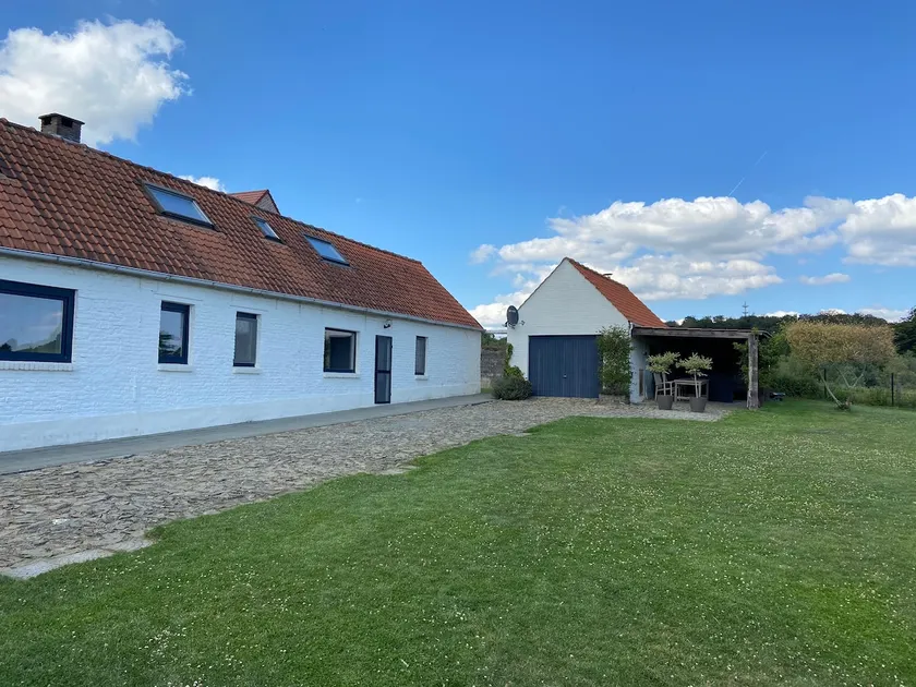 Rural and cozy cottage for 6 to 8 people - Image 1