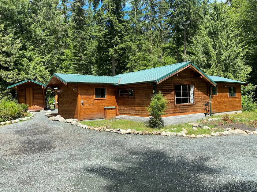 Shippen's Cabin - Image 1