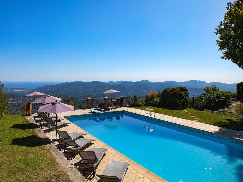 Cezaire apartment, 3 bedrooms, 2 balconies - Image 1