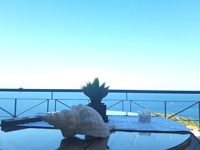 Sea and Sky Infinity Blue Apartment - Image 1