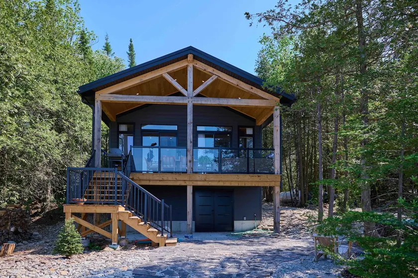 Windy Pines Full Cottage Hot Tub, Wood fired Sauna - Image 1