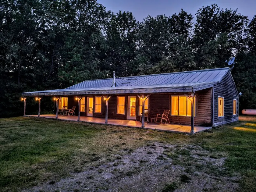 Farm house, River, Island, animals & private Chef. - Image 1