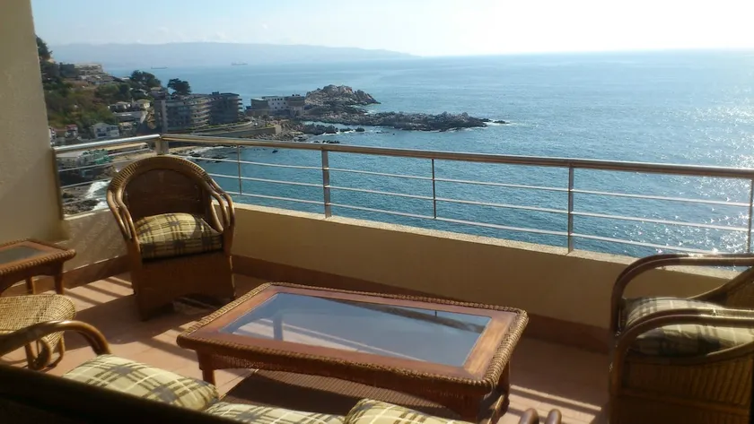 On the Beach! Gorgeous Ocean Views - Image 1