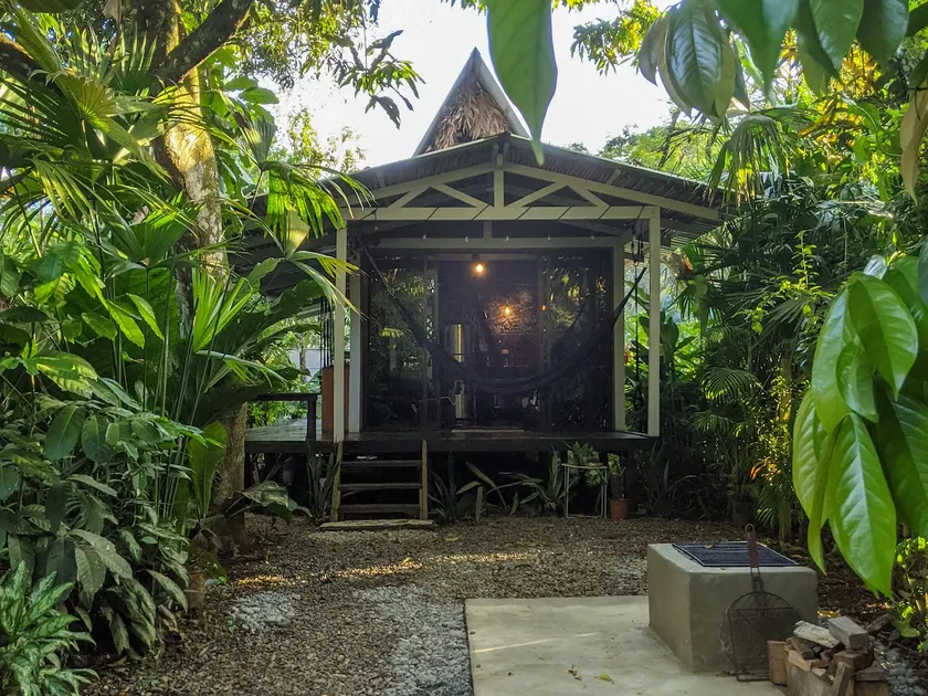 Tiny Beach front house - Image 1