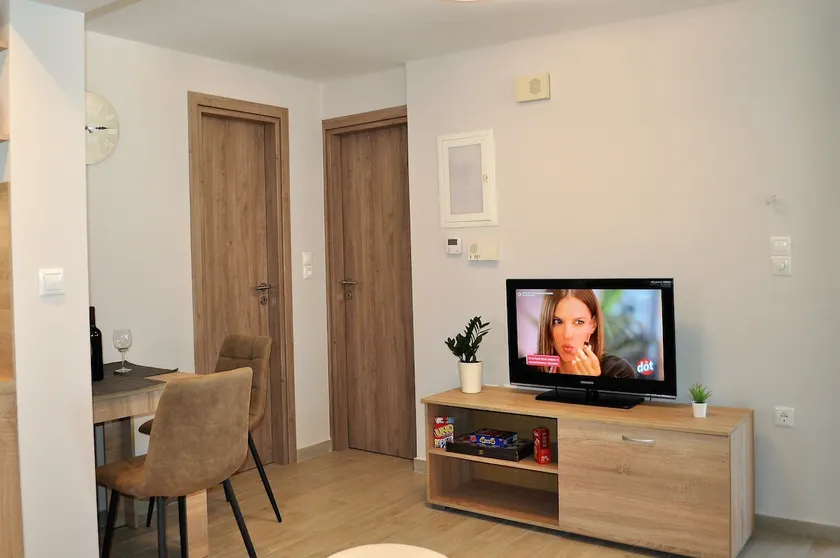 Bougainvillea Apartments in Athens - Image 1