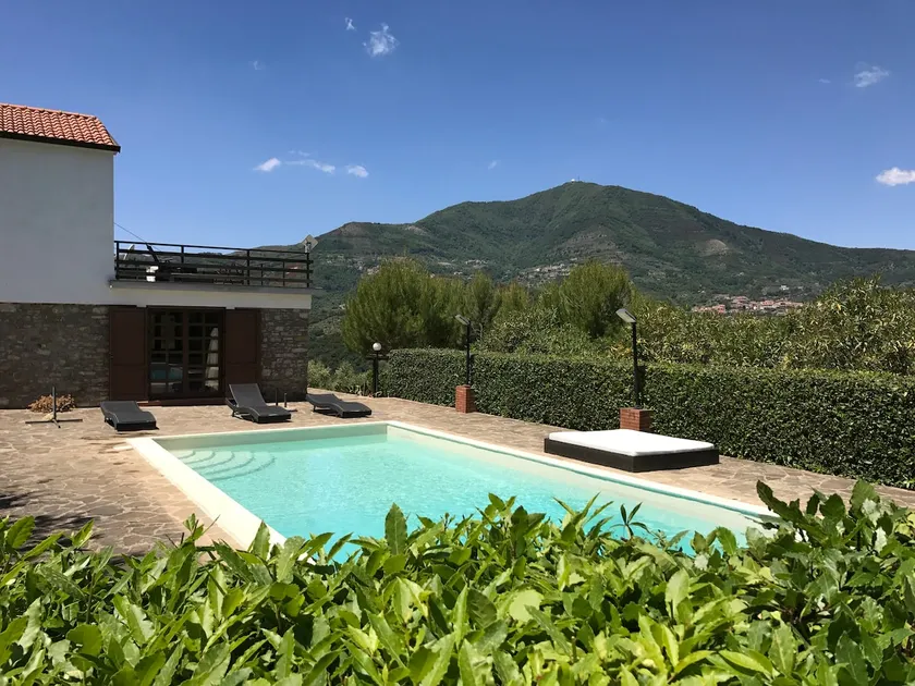 ANGELO COUNTRYHOUSE - Image 1