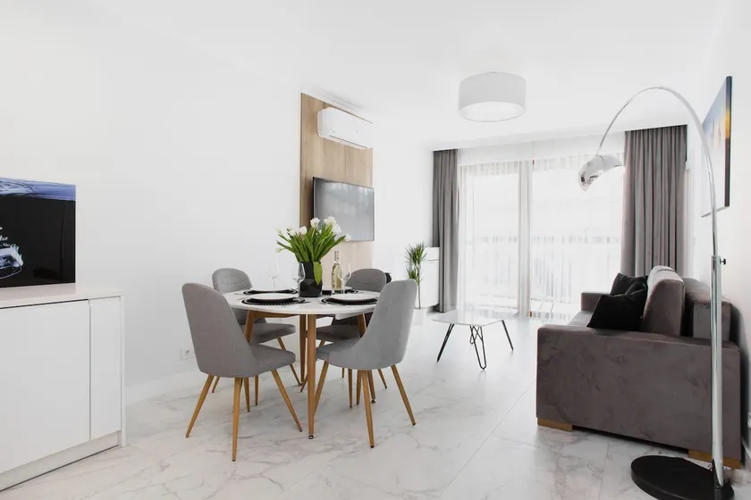 Przyokopowa 35 | Apartment with Parking | A/C - Image 1