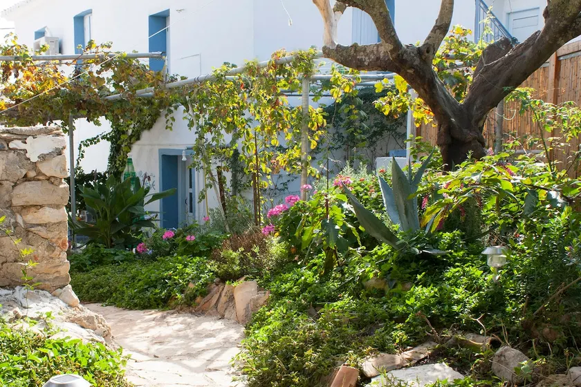 Phoebe house in idyllic Methoni 500m from beach. - Image 1