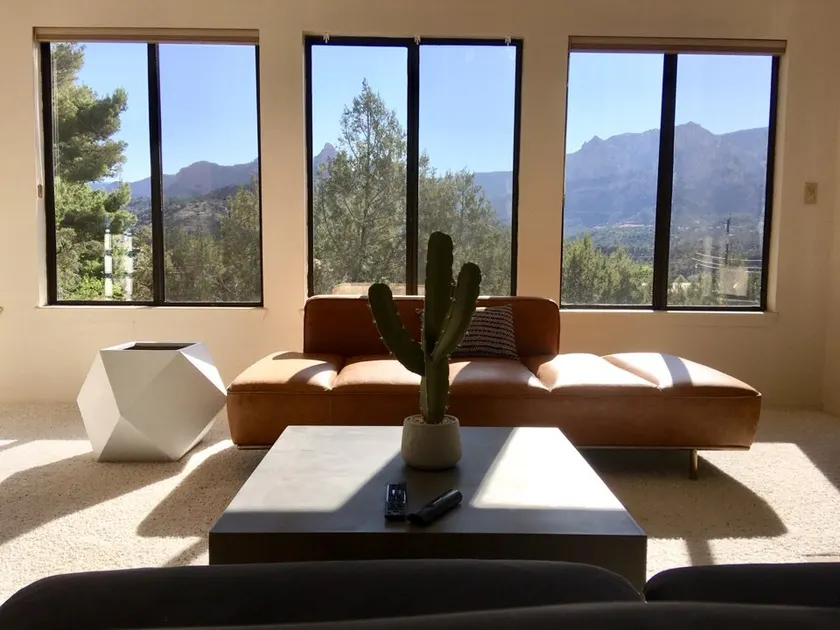 BigHit UptownHouse, NewPool, HotTub Conv.Location - Image 1