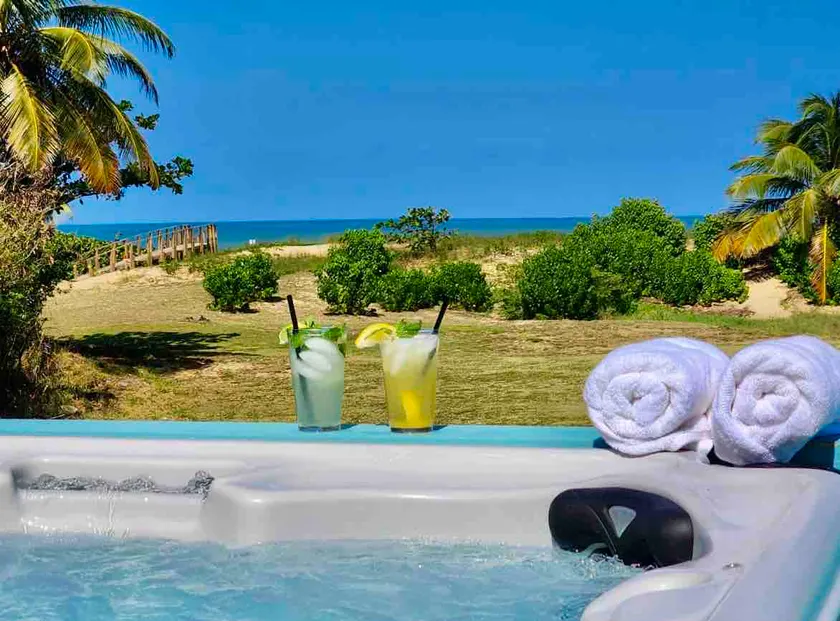 Atlantic Beach House w/Ocean View Hottub on Quiet Beach, king beds, fast WiFi - Image 1