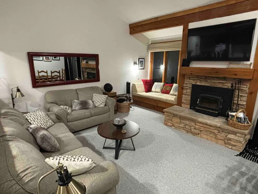 Jackson Hole 2 Bed 2 Bath Mountain Getaway - Image 1