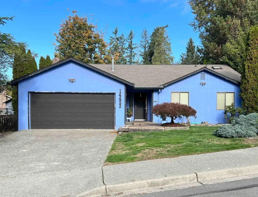 N. Pacific Little Blue House - Image 1