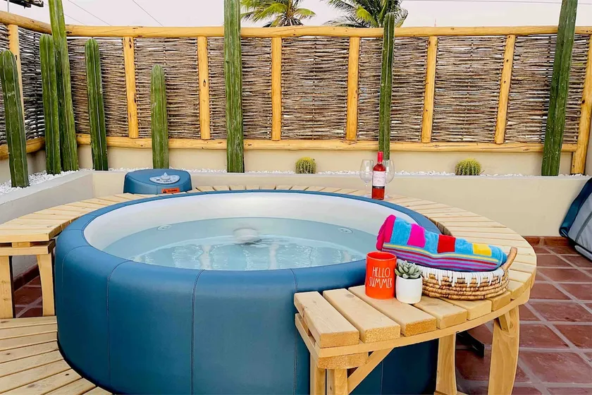 Beautiful home with Jacuzzi rooftop - Image 1