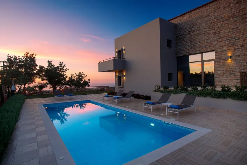 Luxury Villa for 10 • Pool •  Guest House• Sea Views • Near Beaches - Image 1