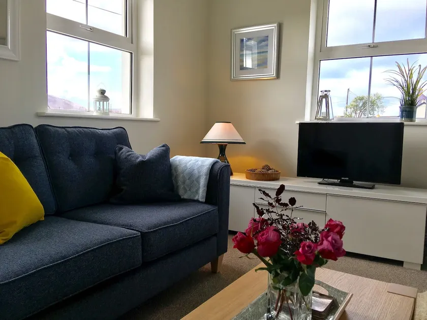 Stylish beach retreat on the Wild Atlantic Way - Image 1