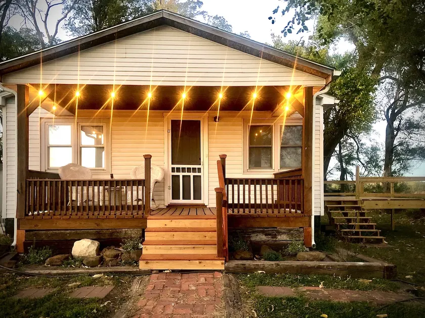Cozy Country Cottage is family friendly, small taste of country close to town. - Image 1