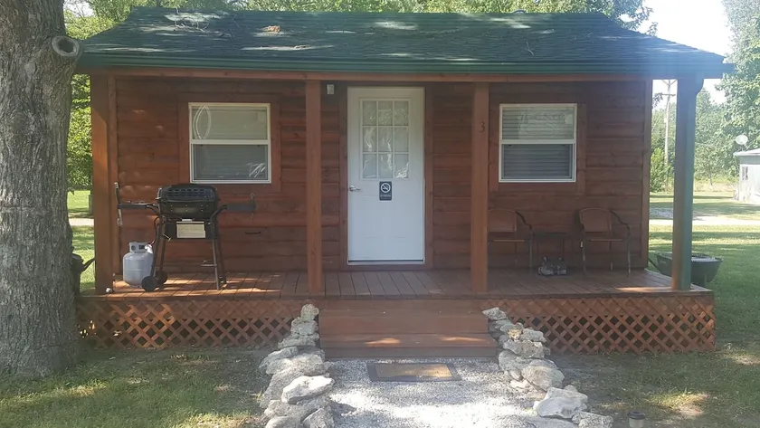 D&B Cabin Rentals Cabin #3 - Image 1