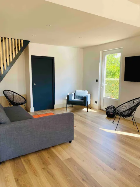Beautiful renovated villa with jacuzzi. - Image 1