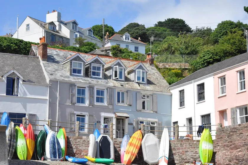No1 The Cleave unique beachfront holiday cottage - Image 1