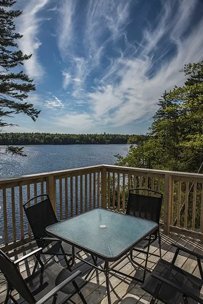 Lakeside Retreat and Sauna - 20 min from Yarmouth - Image 1